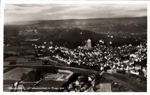 Ak Herrenberg in Württemberg,  Schwimmbad, Luftaufnahme, Landschaft