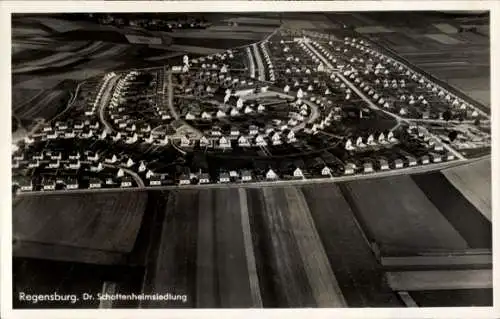 Ak Regensburg an der Donau Oberpfalz, Luftaufnahme,  Dr. Schottenheimsiedlung, Wohnsiedlung, Foto
