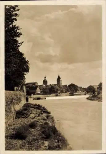 Ak Hameln an der Weser Niedersachsen, Teilansicht, Blick von der Weserpromenade
