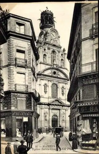 Ak Nantes Loire Atlantique, Eglise Sainte-Croix, Parfumerie, Heurtebise, Stadtansicht