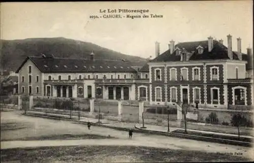 Ak Cahors Lot, Gebäude, Magasin des Tabacs, r Stil, Schwarz-Weiß, Fotograf Palla