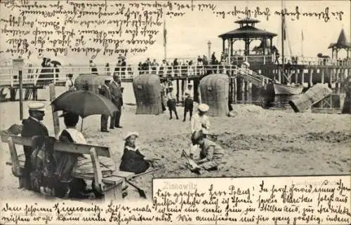 Ak Ostseebad Zinnowitz auf Usedom, Strandpromenade, Strandkörbe, Seebrücke, Menschen am Strand