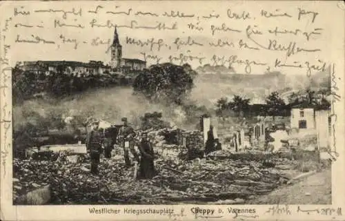 Ak Cheppy Meuse, Westlicher Kriegsschauplatz, zerstörte Gebäude, Soldaten