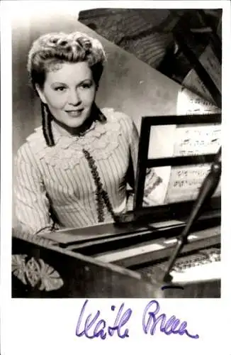 Ak Schauspielerin Käthe Braun, Portrait, Autogramm, Klavier