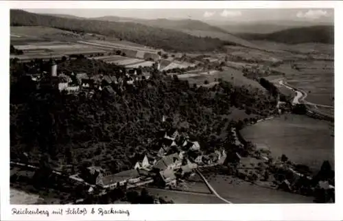 Ak Reichenberg Moritzburg in Sachsen, Luftaufnahme von  Schloß, Backnang, Landschaft