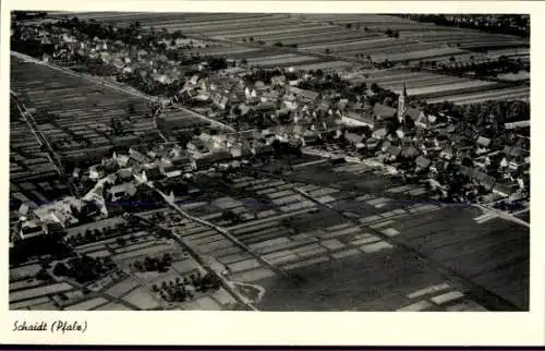 Ak Schaidt Wörth am Rhein in der Pfalz, Luftaufnahme von Schaidt, Häuser, Felder