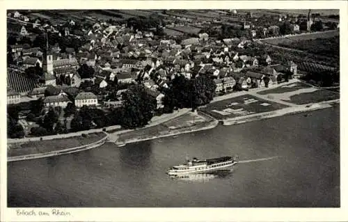 Ak Erbach im Rheingau Eltville am Rhein Hessen, Luftaufnahme von  Schiffsverkehr, Flusslandschaft