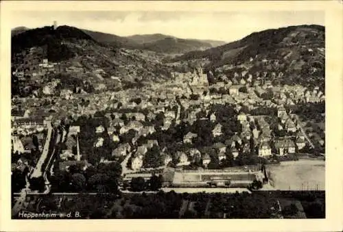 Ak Heppenheim an der Bergstraße, Luftaufnahme von  Berge im Hintergrund, Stadtansicht
