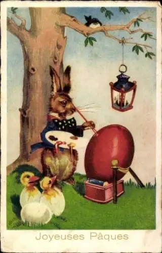 Ak Frohe Ostern, Osterhase bemalt Osterei, Küken