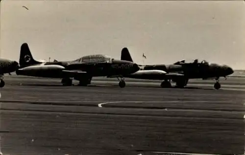 Foto Militärflugzeuge, Militär