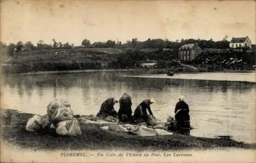 Ak Ploermel Morbihan, un coin de l'Etang au Duc, les Laveuses