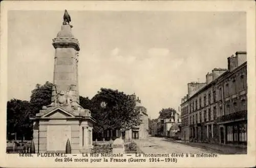 Ak Ploermel Morbihan, denkmal für 264 Tote des Krieges 1914-1918, Rue Nationale