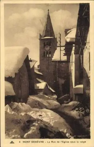 Ak Montgenèvre Hautes Alpes, Rue de l'Eglise, Winteransicht