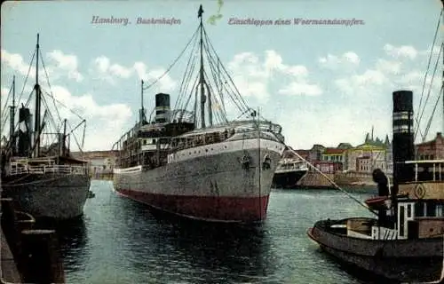Ak Hamburg, Baakenhafen, Einschleppen eines Woermanndampfers