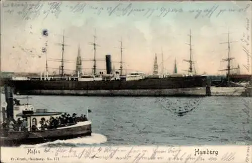 Ak Hamburg Mitte Altstadt, Fracht-Schiff im Hafen, Wasseraufnahme, farbig, Hamburger Skyline