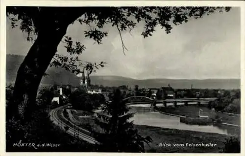 Ak Höxter an der Weser, Blick vom Felsenkeller, Weser, Kirchen, Brücke, Landschaft