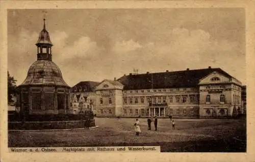 Ak Hansestadt Wismar, Marktplatz, Rathaus, Wasserkunst,  Architektur