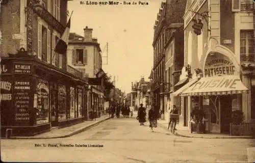 CPA Lion-sur-Mer Calvados, Rue de Paris