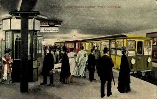 Ak Berlin Mitte, Friedrichstraße, Untergrund Bahnhof, U Bahn Richtung Stralauer Tor
