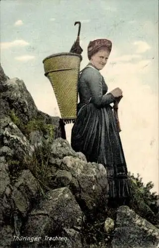 Ak Frau in Thüringer Tracht, Korb, Regenschirm
