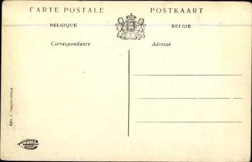 Ak La Panne De Panne Westflandern, Groupe de Villas, Mehrfamilienhäuser, Strand im Hintergrund