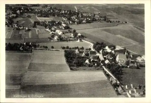 Ak Kicklingen Dillingen im Saarland, Luftaufnahme von Kicklingen, schöne Landschaft, Felder und H