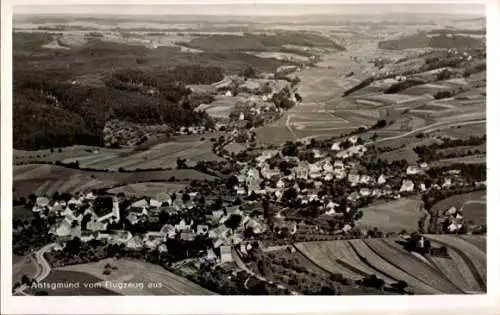 Ak Abtsgmünd Ostalbkreis, Luftaufnahme von  landschaftliche Sicht, Häuser