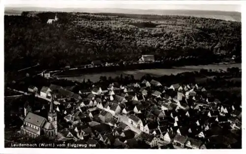 Ak Laudenbach am Main Unterfranken, Luftaufnahme von  Kirche, Häuser, Fluss
