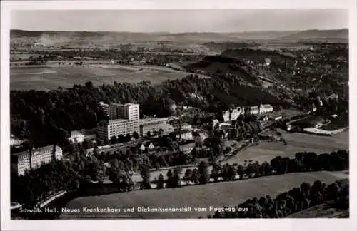 Ak Schwäbisch Hall in Württemberg, Luftaufnahme Krankenhaus, Diakonissenanstalt, ländliche Umgebu