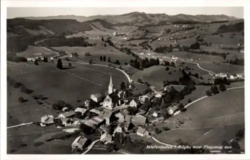 Ak Stiefenhofen im Allgäu Schwaben, Luftaufnahme von  Allgäu, ländliche Landschaft, 1940