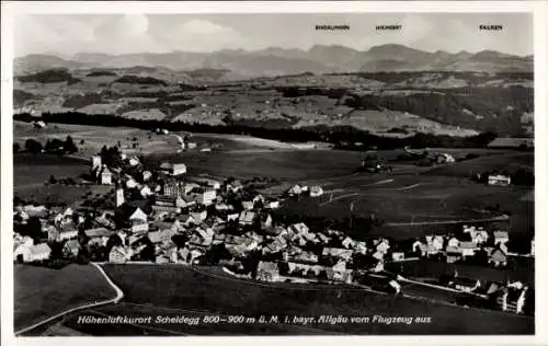 Ak Scheidegg im Allgäu Schwaben, Luftaufnahme von  Höhenluftkurort, Landschaft, Allgäu