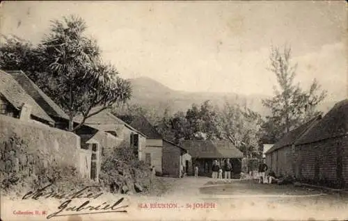 Ak Saint Joseph Réunion, Ortsansicht, Wohnhäuser
