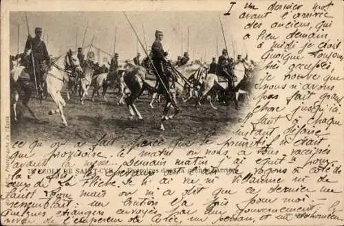 Ak Saint Cyr Yvelines, Schule, Französische Soldaten zu Pferden