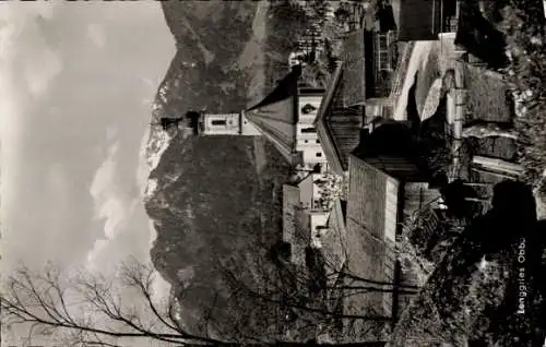 Ak Lenggries in Oberbayern, Schöne Berglandschaft, Kirche, alpine Architektur, Natur, Schwarz-...