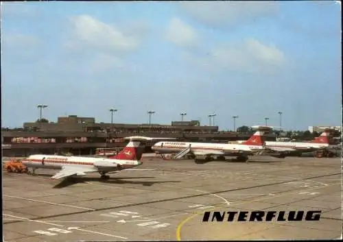 Ak Schönefeld bei Berlin, Flughafen, Interflug, Passagierflugzeuge