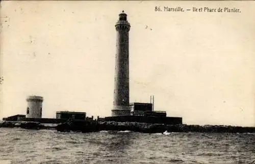 Ak Marseille Bouches du Rhône, Leuchtturm, Phare de Planier, Meer, Schwarz-Weiß-Foto