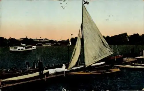 Ak Hamburg Mitte Neustadt, Segelboot, Binnenalster, Lombardsbrücke, Landschaft mit Wasser und Bau