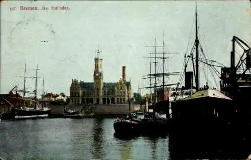Ak Hansestadt Bremen, Hafenansicht,  Gebäude, Schiffe, Wasserweg