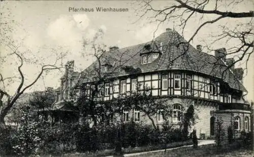 Ak Wienhausen in der Lüneburger Heide, Pfarrhaus,  Architektur, Bäume im Vordergrund