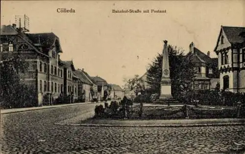 Ak Cölleda Kölleda in Thüringen, Bahnhofstraße, Postamt, Kriegerdenkmal