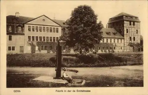 Ak Gera in Thüringen, Fabrik in der Smitstrasse, Gebäude, Bäume,  Architektur
