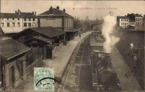 Ak Saint Étienne Loire, Bahnhof Saint-Étienne-La Terrasse, Gleisseite, Dampflokomotive