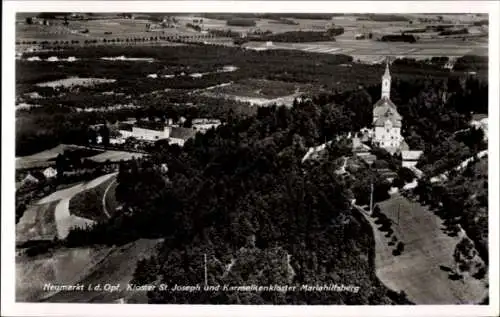 Ak Neumarkt in der Oberpfalz, Luftaufnahme Kloster St. Joseph, Karmelitenkloster Mariahilfsberg