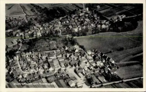 Ak Wülfershausen an der Saale Unterfranken, Luftaufnahme, Stadtansicht, Häuser, Wiesen