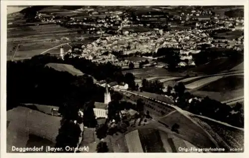 Ak Deggendorf im Bayerischen Wald Niederbayern, Fliegeraufnahme