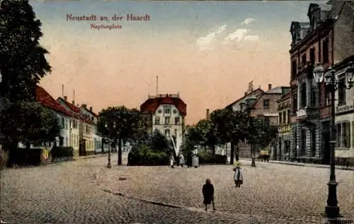 Ak Neustadt an der Haardt Neustadt an der Weinstraße, Neptunplatz
