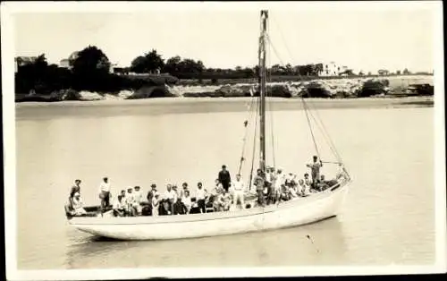 Foto Menschen im Segelboot
