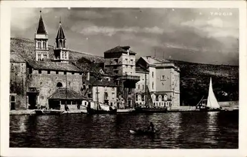 Ak Trogir Kroatien, Teilansicht, Wasserpartie
