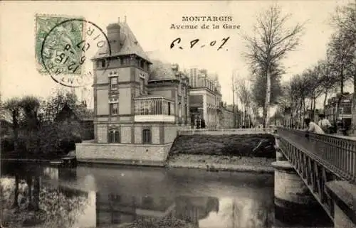 Ak Montargis Loiret, Historisches Gebäude, Kanal, Brücke, Bäume, Poststempel
