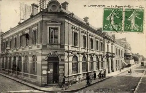 Ak Montargis Loiret, Postgebäude, Fahrräder, Straßenszene, Frankreich, alte Architektur